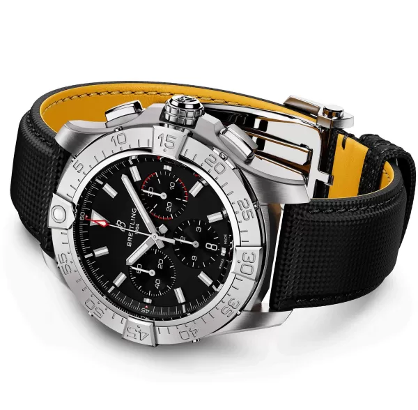 Flash Sale Avenger B01 Chronograph 44 Men
