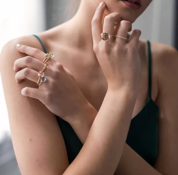Flash Sale Peekaboo Rings