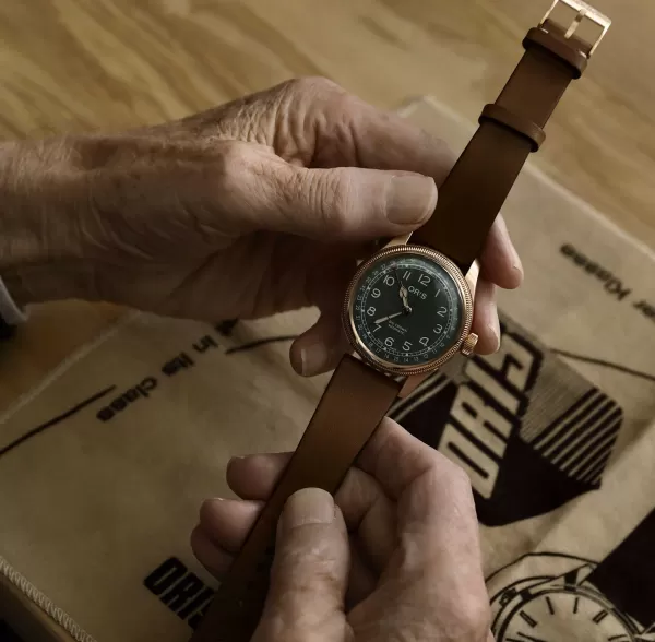 Fashion Big Crown Pointer Date Men