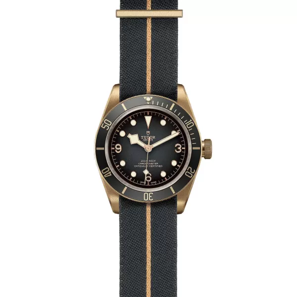 Hot Black Bay Bronze 43Mm Men